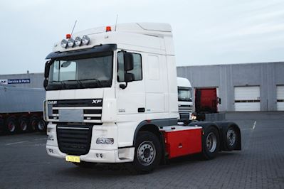 Lastas Trucks Danmark A/S leverer DAF XF FTR 105.510 SC til HM Entreprenør A/S