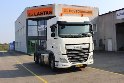 Lastas Trucks Danmark A/S leverer DAF XF 510 FTT SC AS-Tronic trækker til Lars Gravco A/S