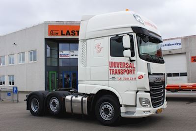 Lastas Trucks Danmark A/S har leveret en DAF XF 510 FTG SSC AS-Tronic til Universal Transport