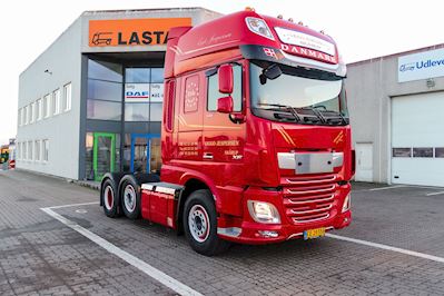 Lastas Trucks Danmark A/S leverer en ny DAF XF 530 FTG SSC 6X2 til Vognmand Viggo Jespersen